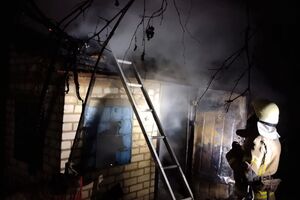У Дворічній ДСНС гасила пожежу після прильотів