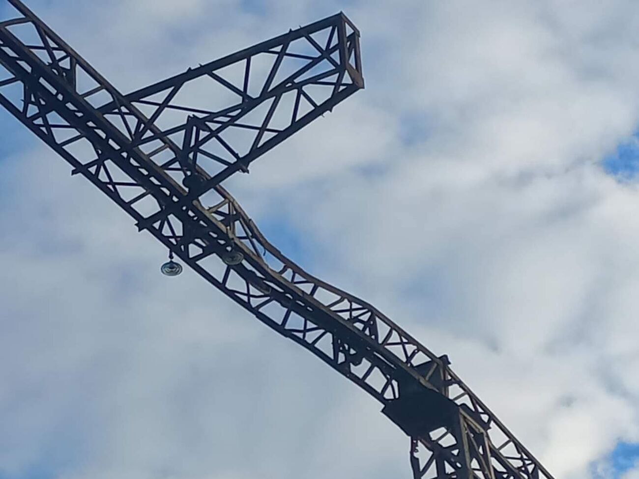 Ремонтники й далі лагодять об'єкти генерації й електромережі, пошкоджені російськими атаками