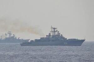 Зараз у Чорному морі один надводний, два підводні ракетоносії