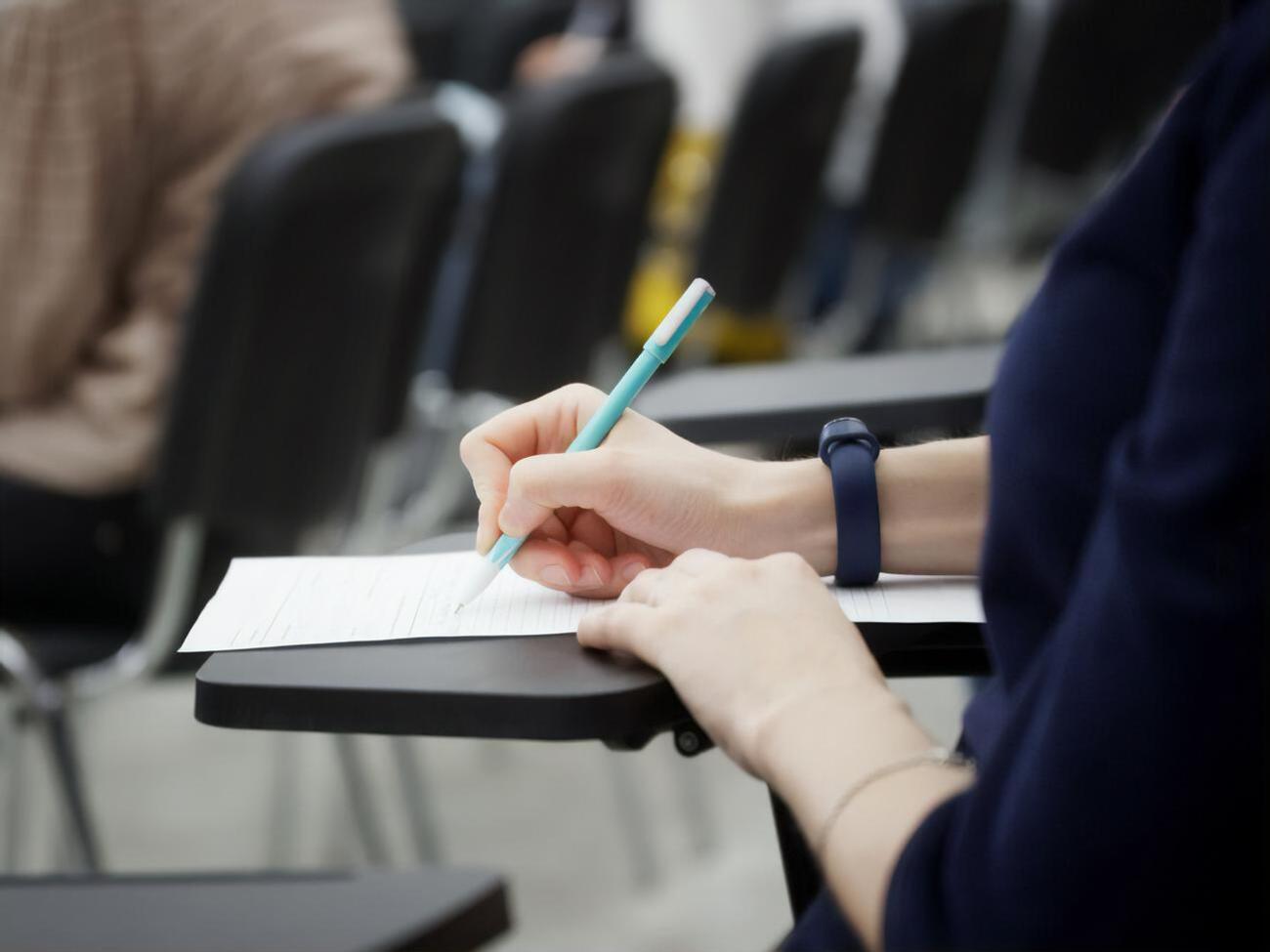 Пять украинцев написали радиодиктант только с одной ошибкой