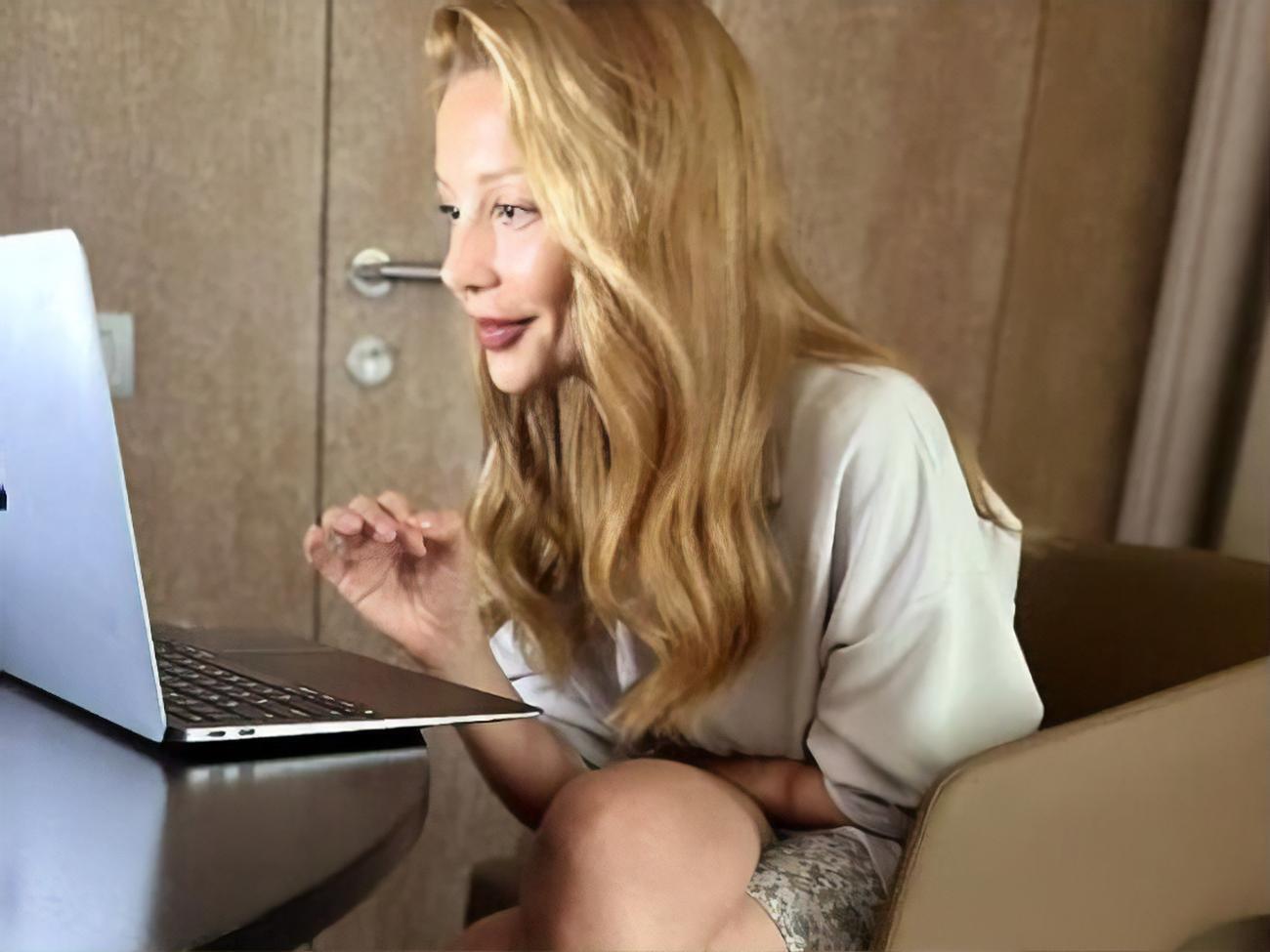 Тина Кароль в 2008 году стала матерью