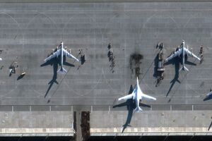 Последствия удара по аэродрому в Энгельсе в начале декабря попали на спутниковые снимки