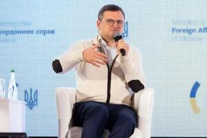 Навчання українських військових на ЗРК Patriot проводитимуть "за межами" України, зазначив Кулеба
