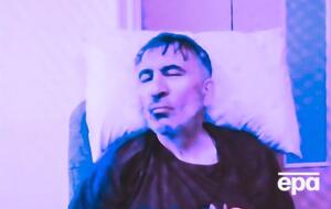 От того, выживет ли бывший президент Грузии, зависит политическое будущее страны, заявил польский депутат ЕП