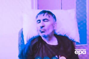 От того, выживет ли бывший президент Грузии, зависит политическое будущее страны, заявил польский депутат ЕП