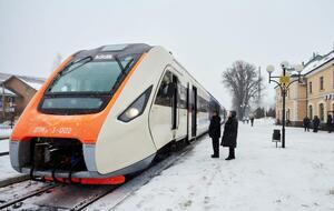 Поїзд ходитиме 30-го, 31 грудня, 6-го, 7-го і 8 січня