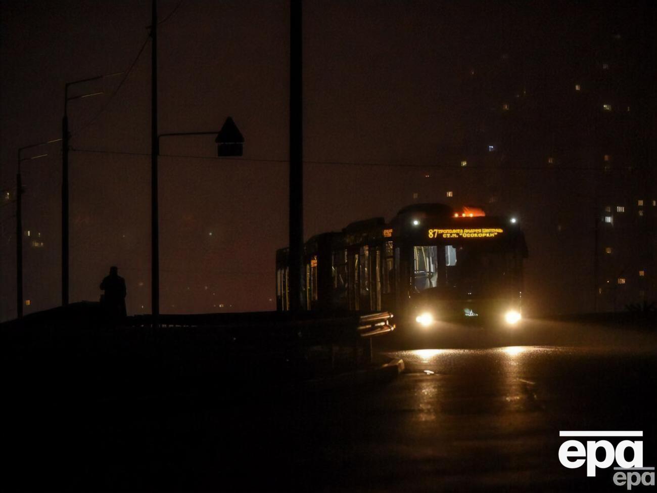 В Киеве в будние дни продолжаются отключения света, они не являются плановыми, отметил&nbsp;Пантелеев
