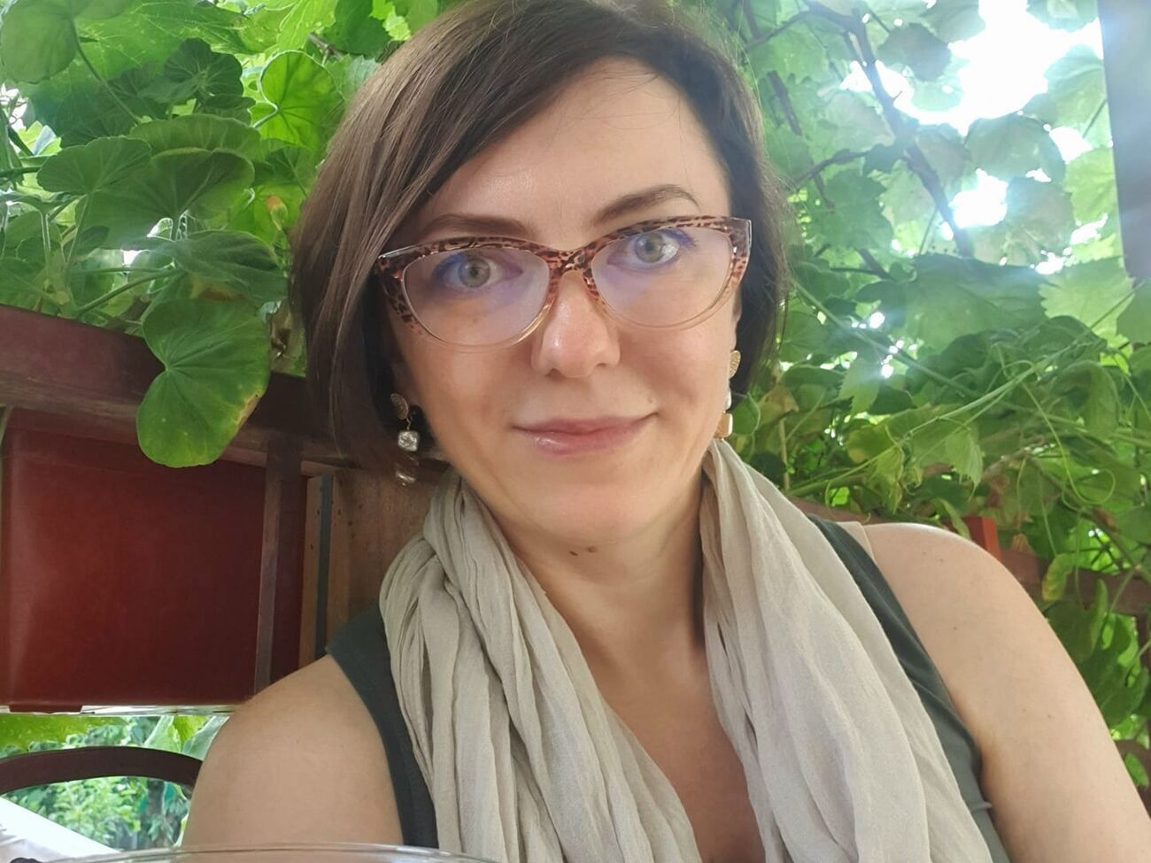 Маляр разом із чоловіком виховує сина Артема