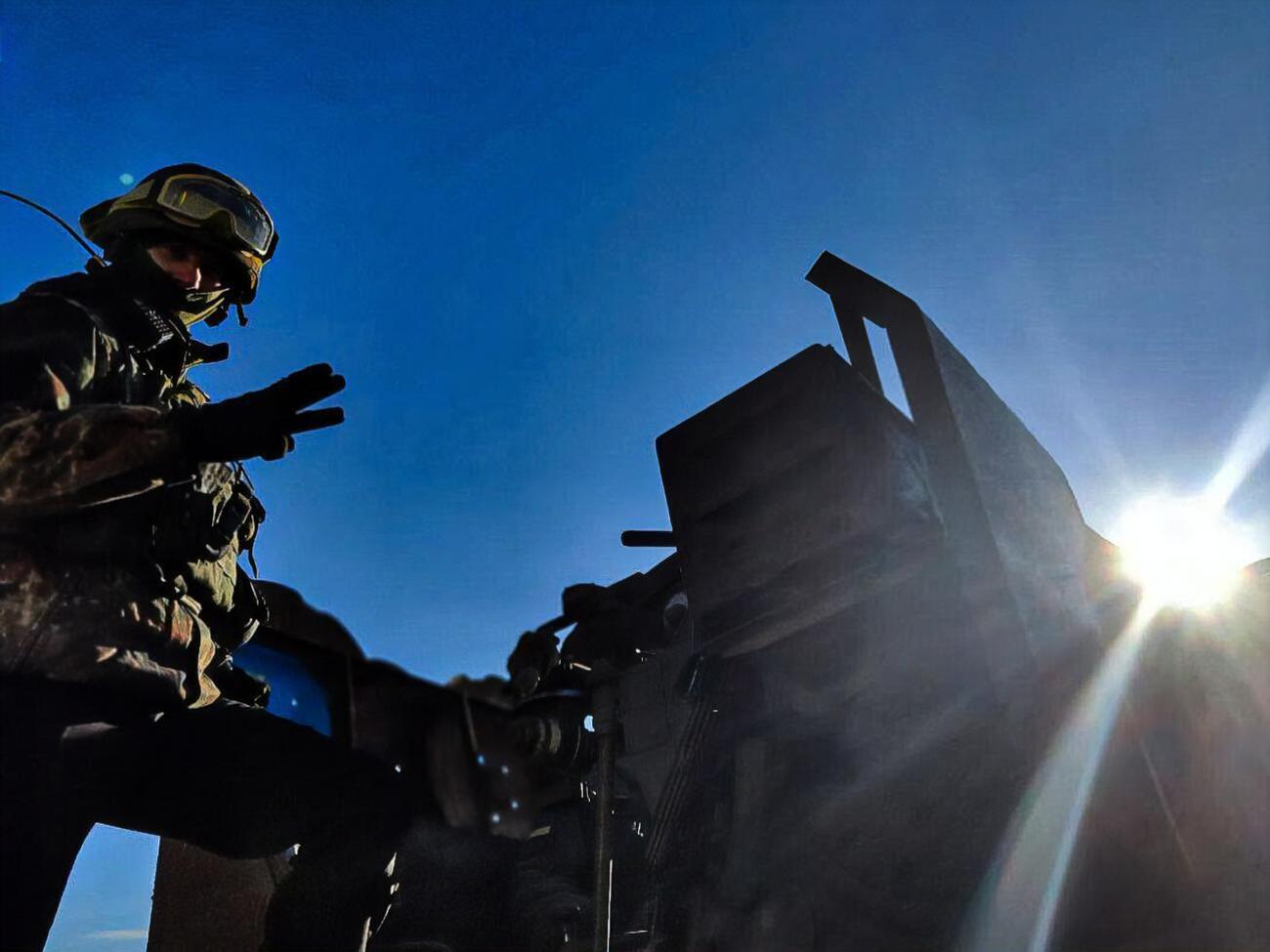 Под Кременной идет "мощная работа" украинских военных, говорят в ВСУ