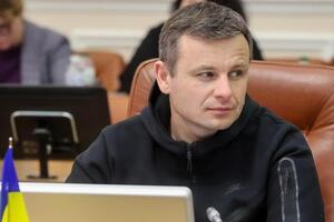 За словами Марченка, майже половина бюджету України йде на сектор безпеки й оборони