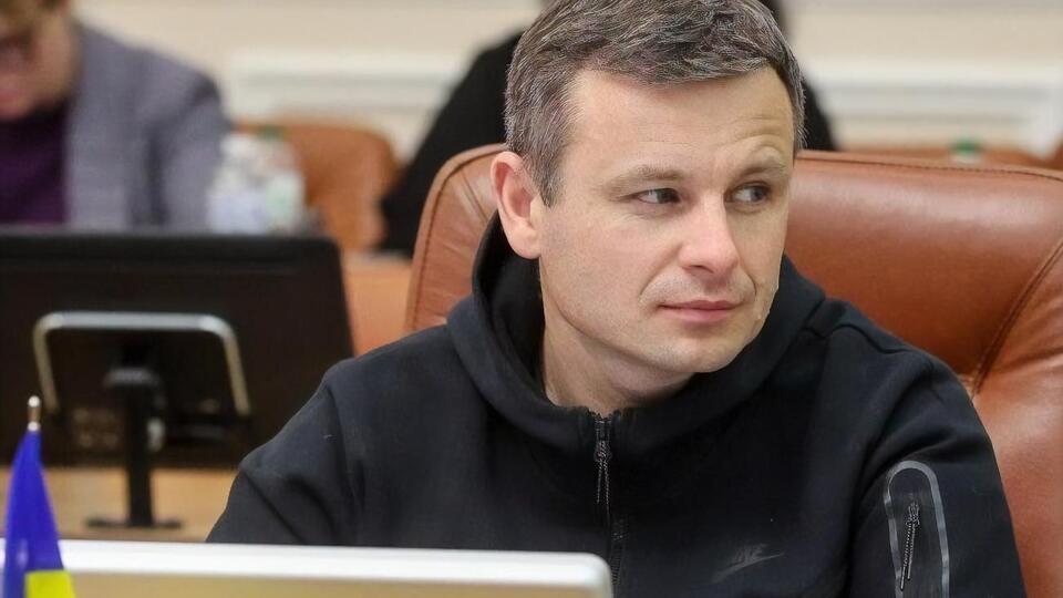 По словам Марченко, почти половина бюджета Украины уходит на сектор безопасности и обороны