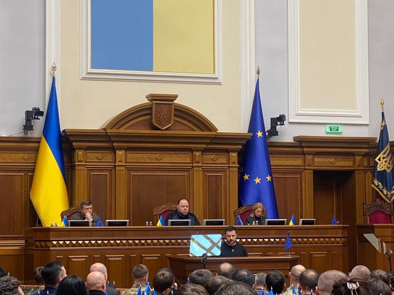 Зеленський виступив на останньому 2022 року засіданні Ради