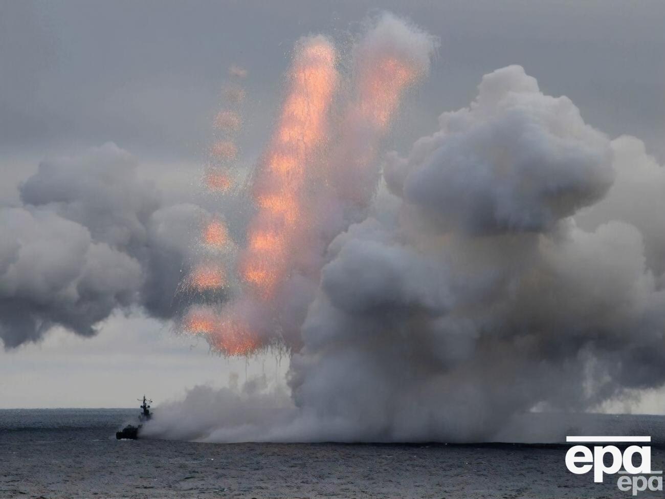 Запуски "Калибров" из акватории Черного моря и портов базирования ЧФ РФ по-прежнему представляют опасность, подчеркнули в ОК "Юг"