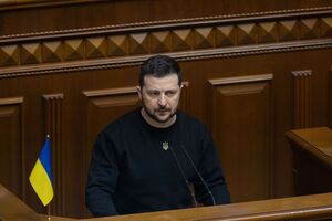 Зеленський: Може, російська армія і не знала, що здатна так стрімко тікати