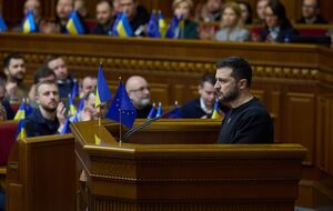 Інтенсивність бойових дій, "обсяг і жорстокість злочинів окупантів" спонукають не лише Україну, а й увесь світ оновлювати стандарти оборони, зазначив Зеленський