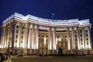 МЗС закликало міжнародну спільноту й далі чинити тиск на Росію