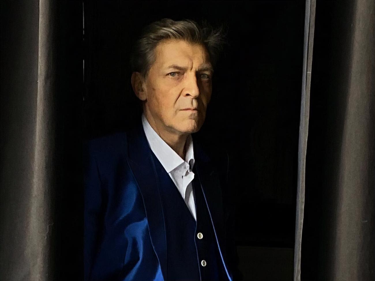 Невзоров считает, что инициативы Медведева "все ярче выдают дикий страх режима"