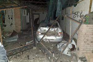 Ракетами разрушено несколько зданий