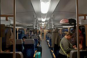 Кілька потягів в Україні спізнюються через перебої з електрикою під час ракетної атаки