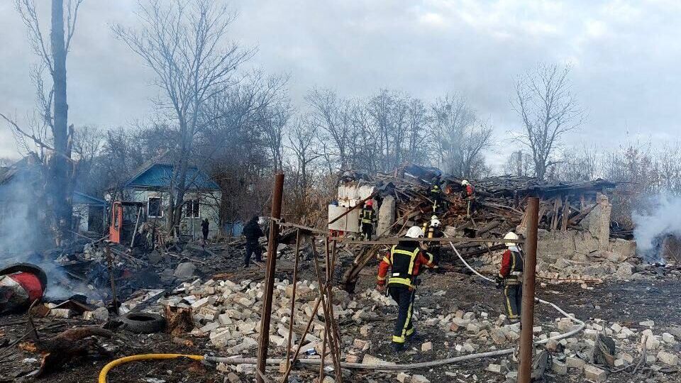 Уламками збитих ракет було пошкоджено приватні будинки