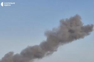 Некоторые ракеты попали по инфраструктуре, обломки одной из сбитых попали в жилой дом