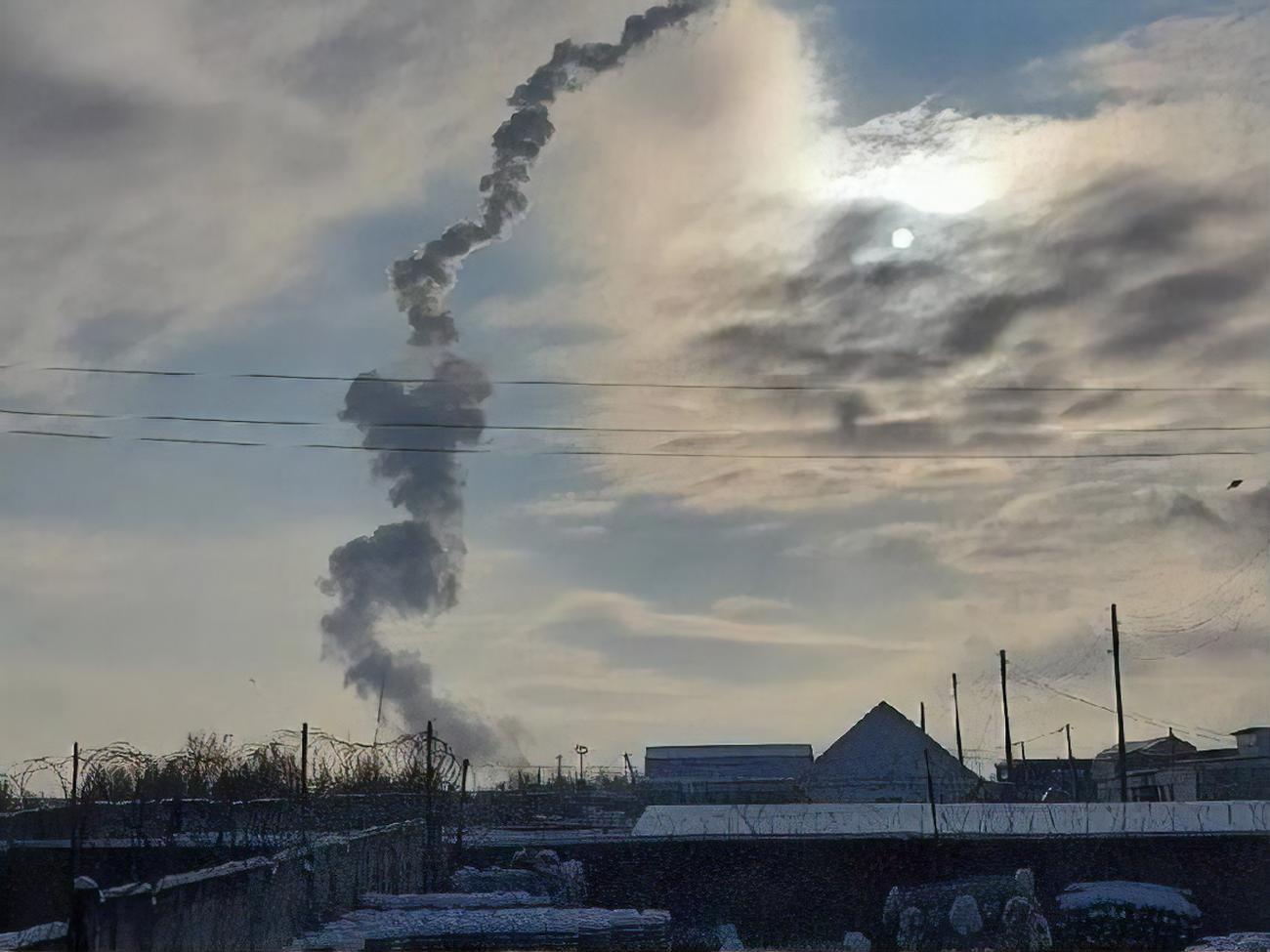 Российские&nbsp;Telegram-каналы пишут, что в районе аэродрома в Энгельсе сработала ПВО