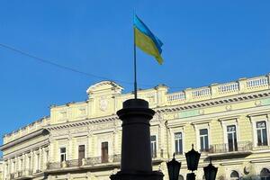 Работы по демонтажу памятника Екатерине II начались утром 28 декабря