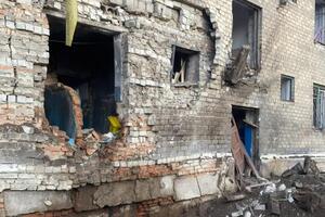 В момент удара в здании было 42 человека