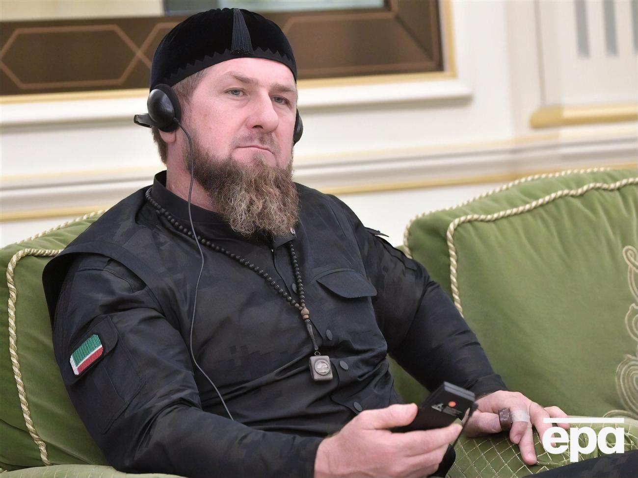 Глава Чечні заявив, що в республіці багато охочих і їх усім забезпечено