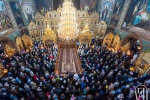 24% респондентів виступили за встановлення державного нагляду та контролю за діяльністю УПЦ МП і її представників, але не за повну заборону