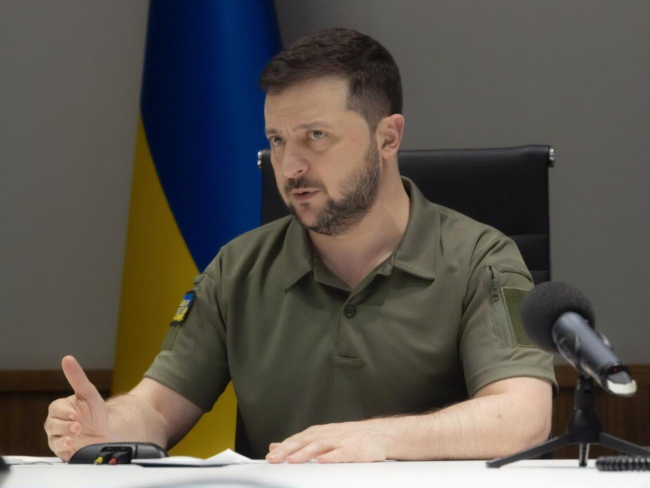 Зеленський знову зібрав ставку верховного головнокомандувача