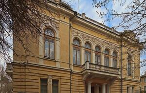 Оккупанты готовятся вывозить экспонаты из музеев в Бахчисарае, Судаке, Симферополе и Евпатории