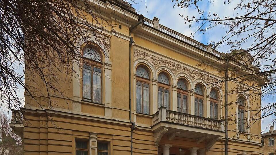 Оккупанты готовятся вывозить экспонаты из музеев в Бахчисарае, Судаке, Симферополе и Евпатории
