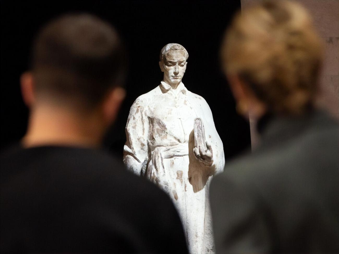 Президент і перша леді відвідали виставку, присвячену Сковороді