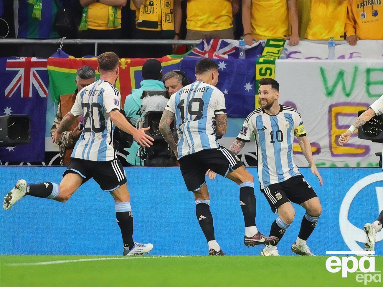 Мессі (номер 10) забив третій м'яч на турнірі