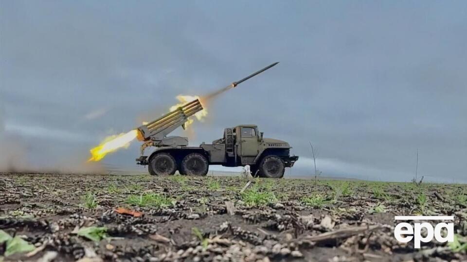 Українська артилерія вразила шість районів зосередження живої сили та військової техніки супротивника, п'ять складів боєприпасів і радіолокаційну станцію