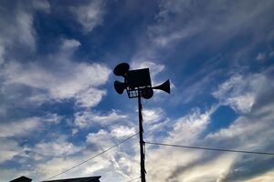 Украинцев предупреждают о возможности ракетного удара