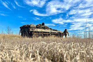 Українські захисники відбивають атаки ворога на сході країни