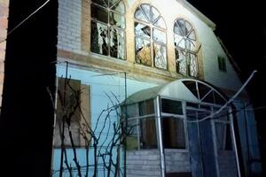 Унаслідок обстрілу чотирьох громад Нікопольського району пошкоджено приватні будинки й гаражі, постраждалих немає, повідомили в ОВА