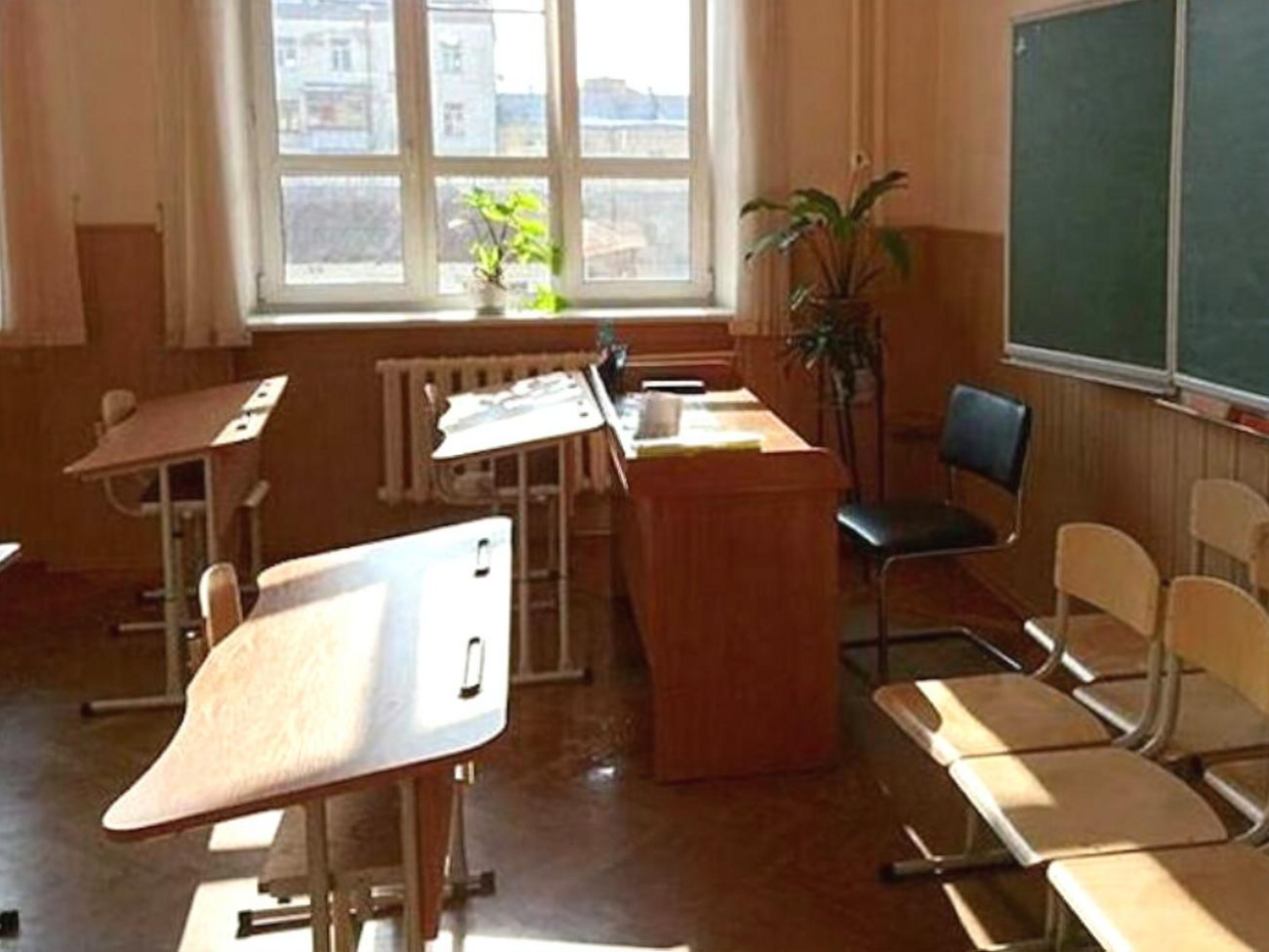 Оккупанты заставляют жителей захваченных территорий отправлять детей учиться по российской программе, сообщили в Генштабе