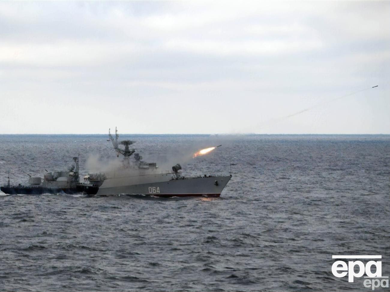 РФ тримає в Чорному морі чотири ракетоносії