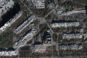 Оккупанты активно сносят дома в Мариуполе