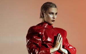 Maruv до 24 февраля строила карьеру в РФ