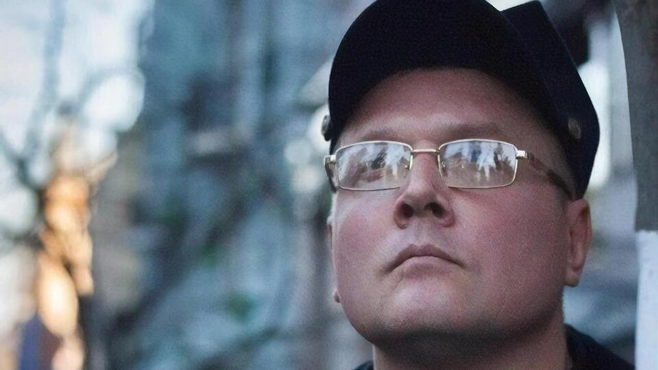 Дутчак: Это неимоверно поднимало меня в своих глазах: такого ботана конвоируют эти очень крепкие ребята