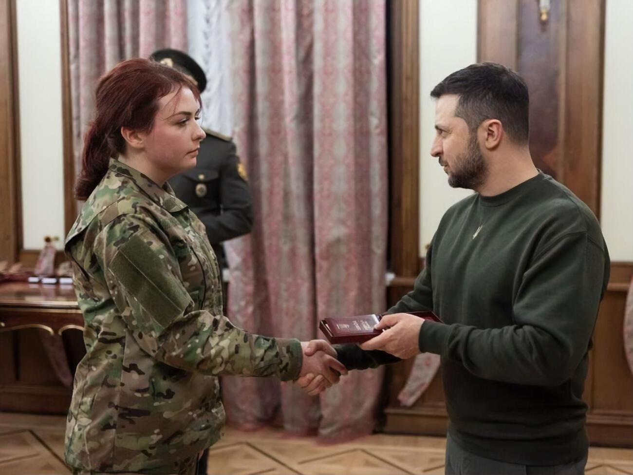 2 грудня Пташка повідомила про нагородження й розповіла, як ставиться до Зеленського