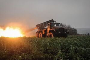 Наибольший урон живой силе противника украинские защитники нанесли на лиманском и бахмутском направлениях, сообщили в Генштабе