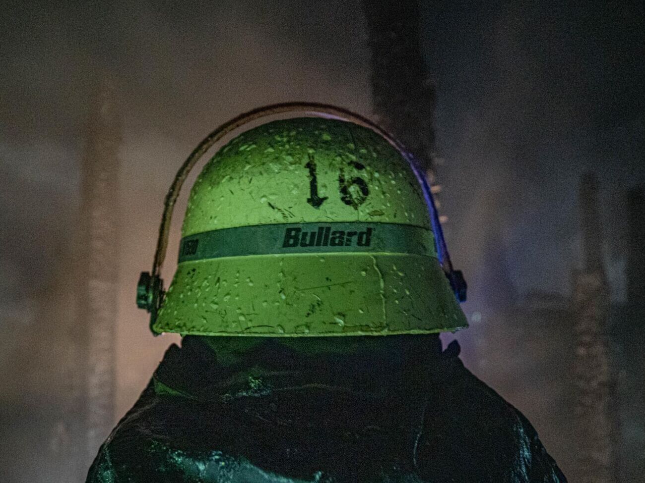 Спасатели уже работают на месте прилета, сообщили в ОП