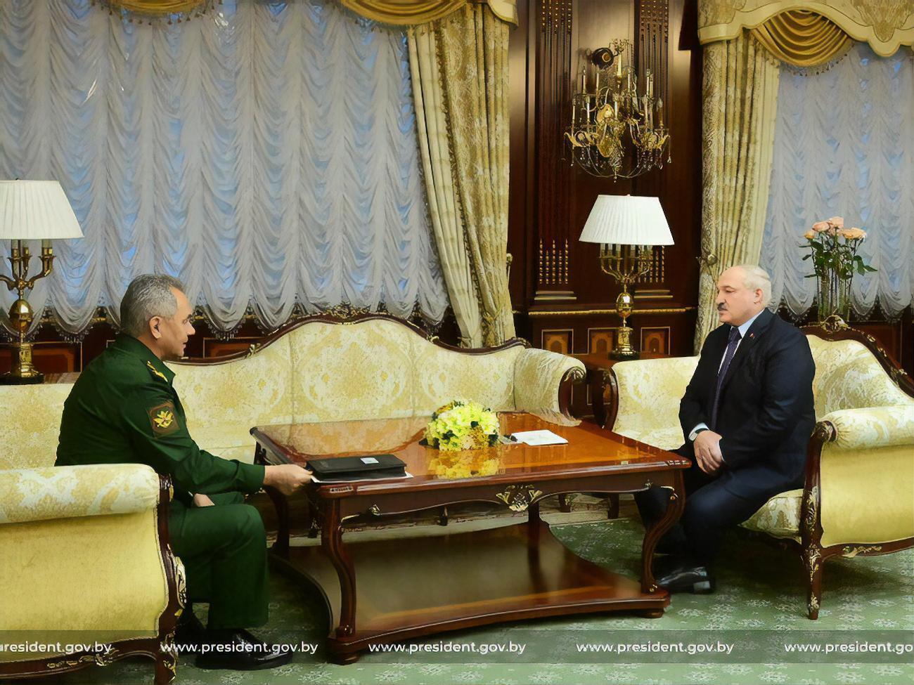 Про візит Шойгу до Мінська і зустріч із Лукашенком стало відомо 3 грудня