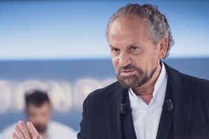 Шустер: Мне жаль, что это произошло на телеканале "Дождь"