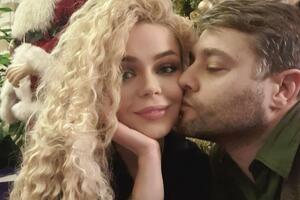 Grosu не комментирует отъезд бойфренда